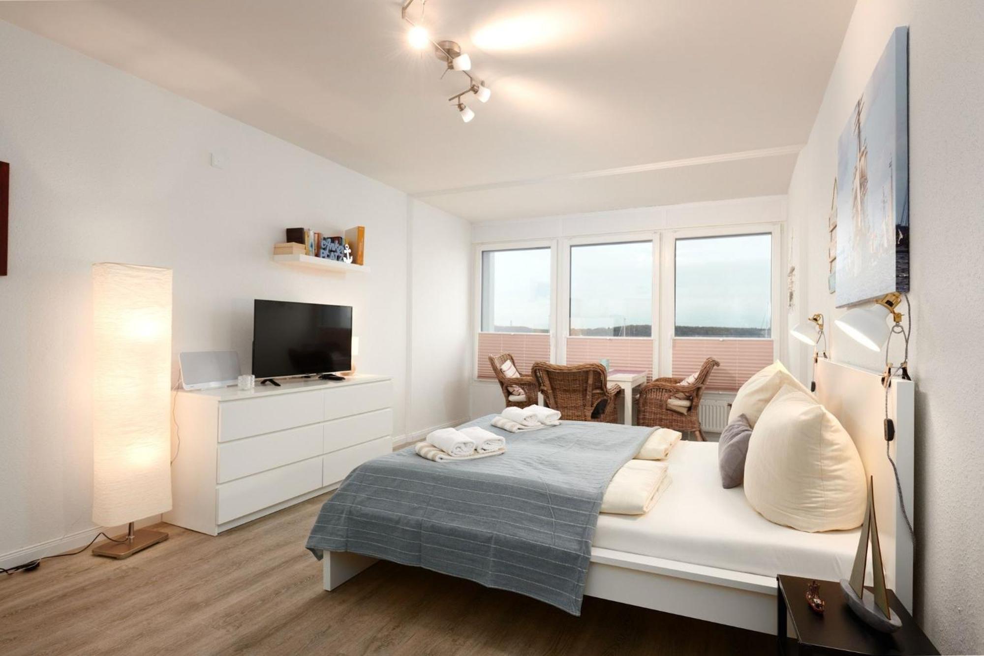 Boern Brn Ankerplatz Apartamento Laboe Exterior foto