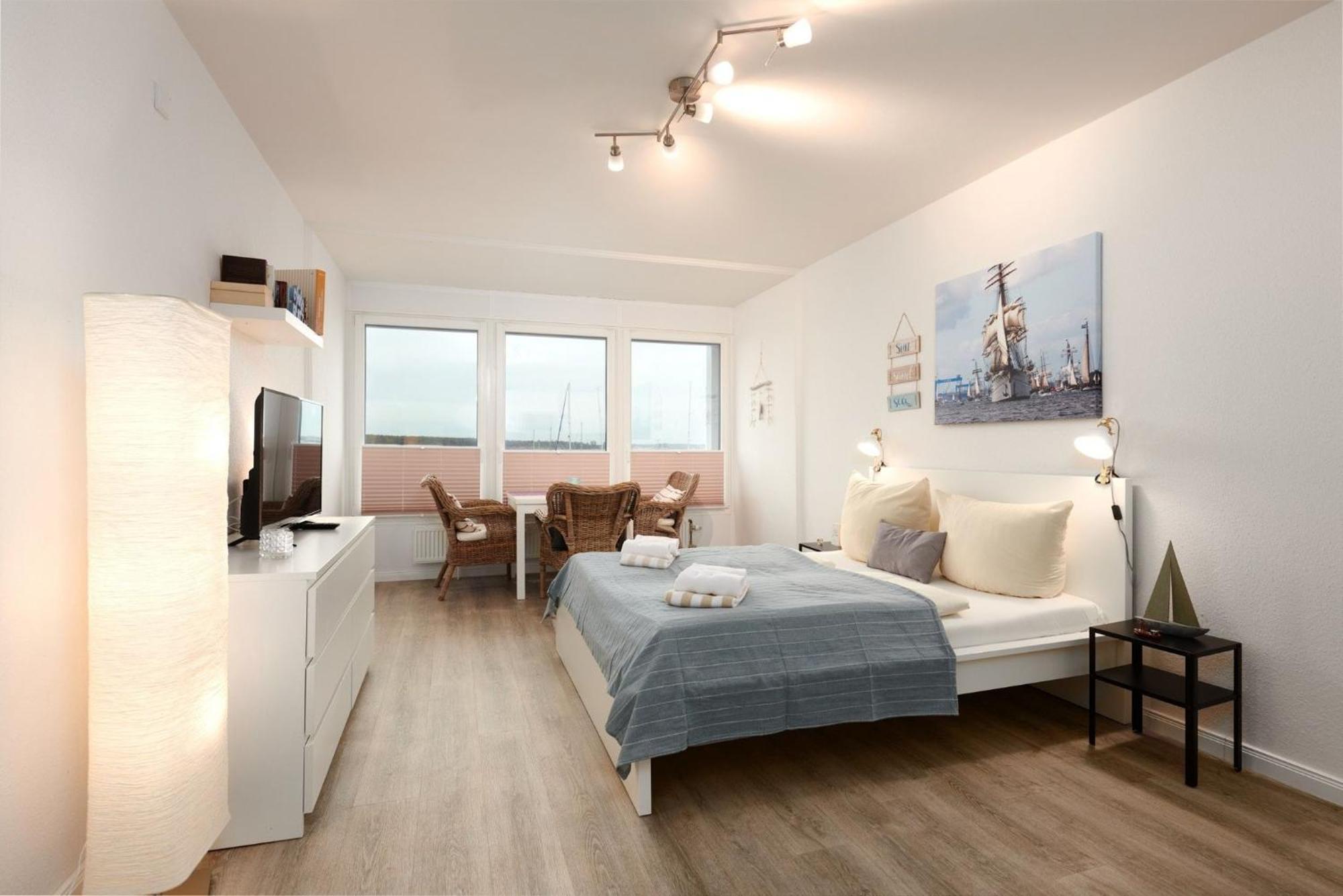 Boern Brn Ankerplatz Apartamento Laboe Exterior foto